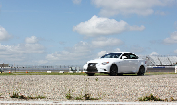Lexus-IS-2014-5.jpg