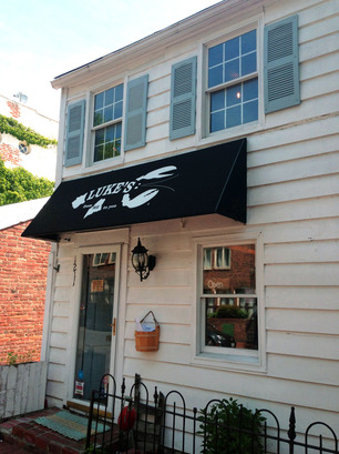 word-of-mouth-georgetown-lukes-lobster.jpg