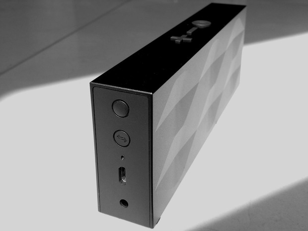 jawbone-jambox-mini-4.jpg