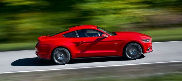 2015Mustang-1.jpg