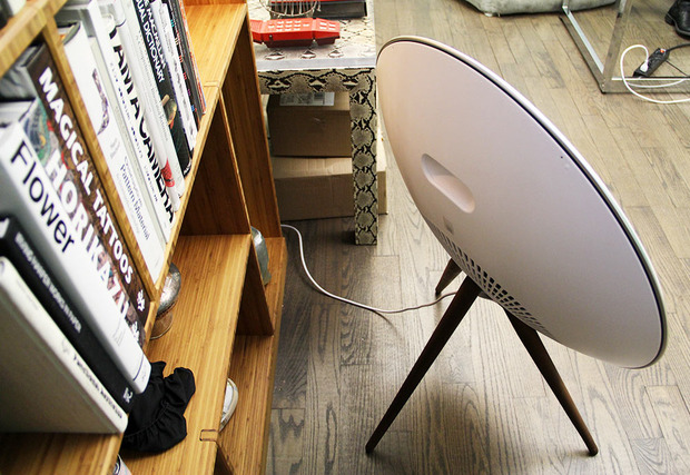 Bang & Olufsen BeoPlay A9 Sound System - COOL HUNTING®