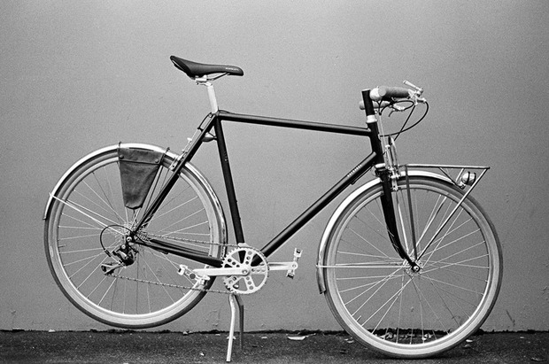 Hufnagel-Cycles-Porteur-lead.jpg