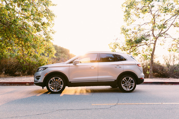 Lincoln-MKC-sideview.jpg