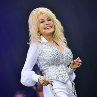 dolly-parton-glasto-lup.jpg