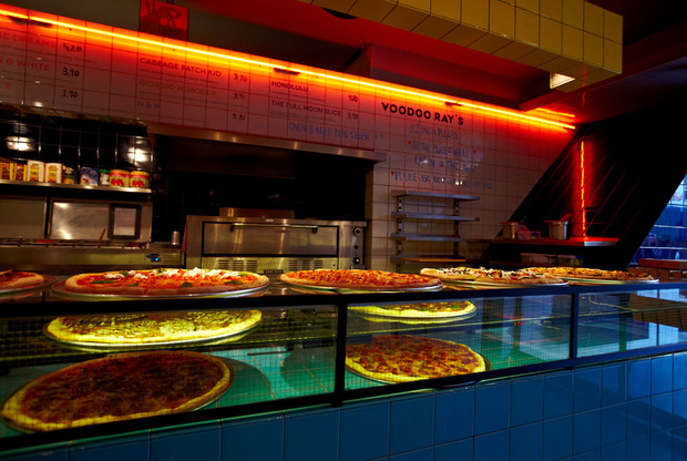voodoo-rays-pizza-01.jpg