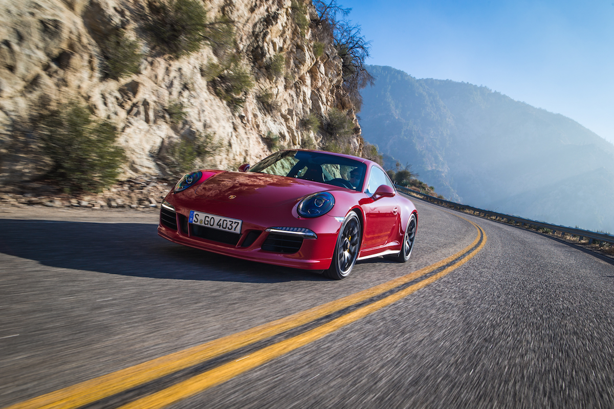 2015-porsche-carrera-gts-1.jpg