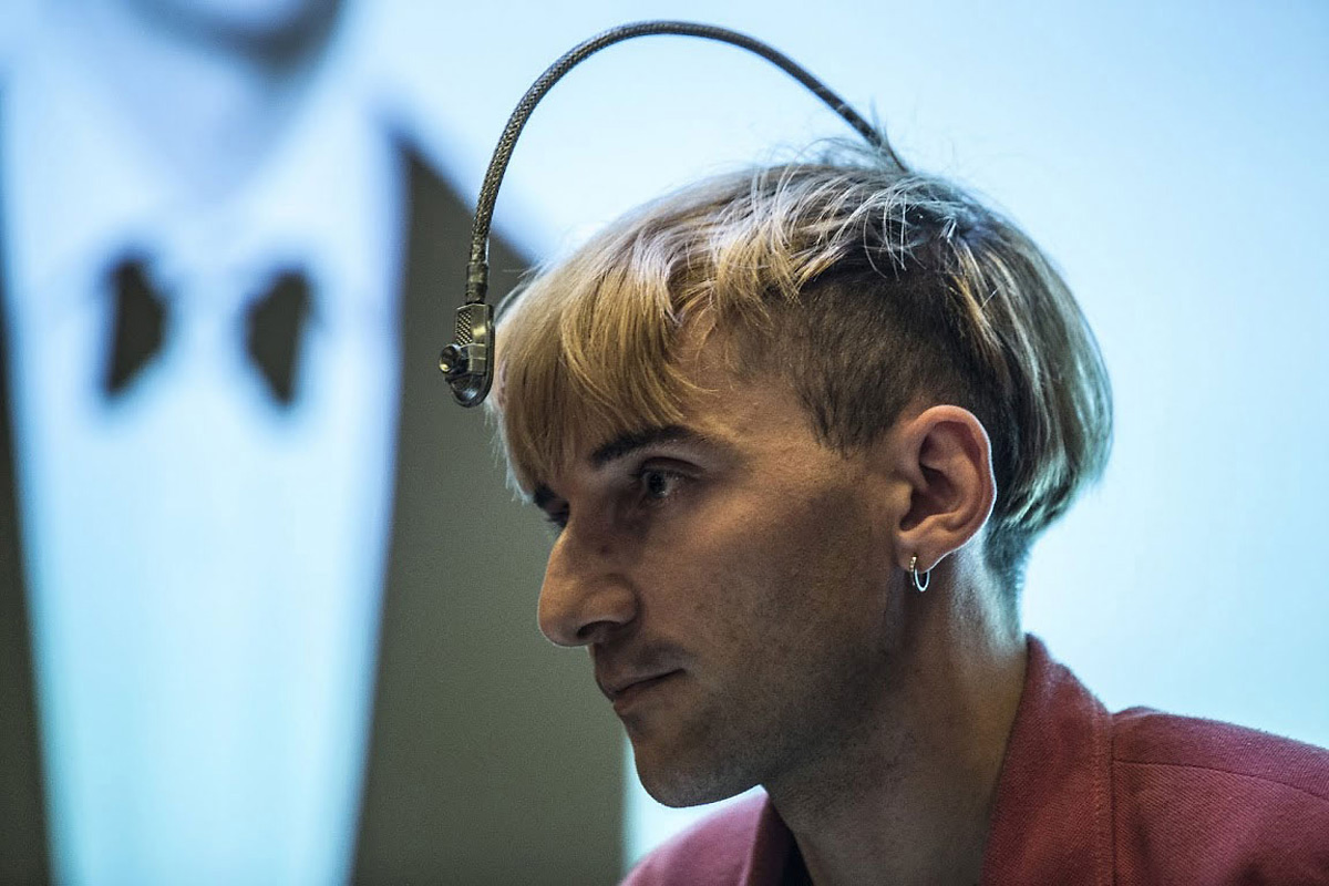 neil-harbisson-eoy-2014.jpg