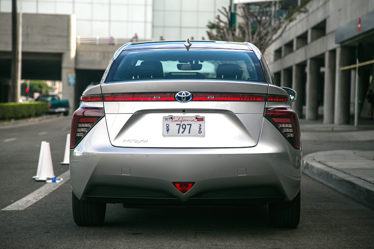 toyota-mirai-5.jpg