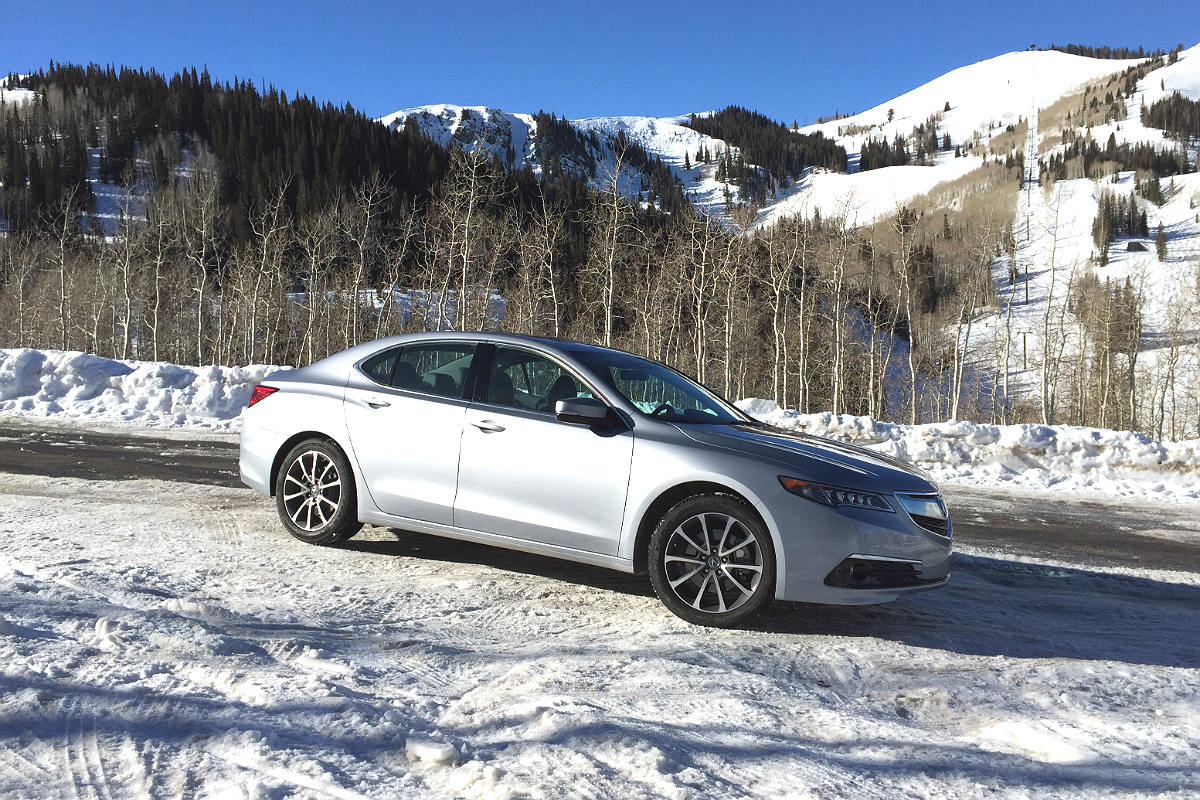 2015-AcuraTLX-Exterior1.jpg