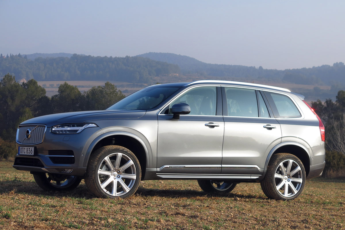 volvo-2015-xc90-new-lead.jpg