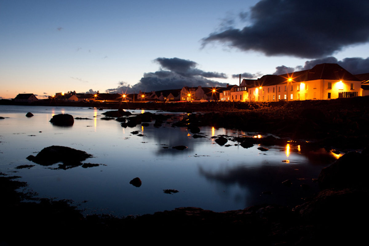 bruichladdich-islay-barley-wheat-loch-night.jpg