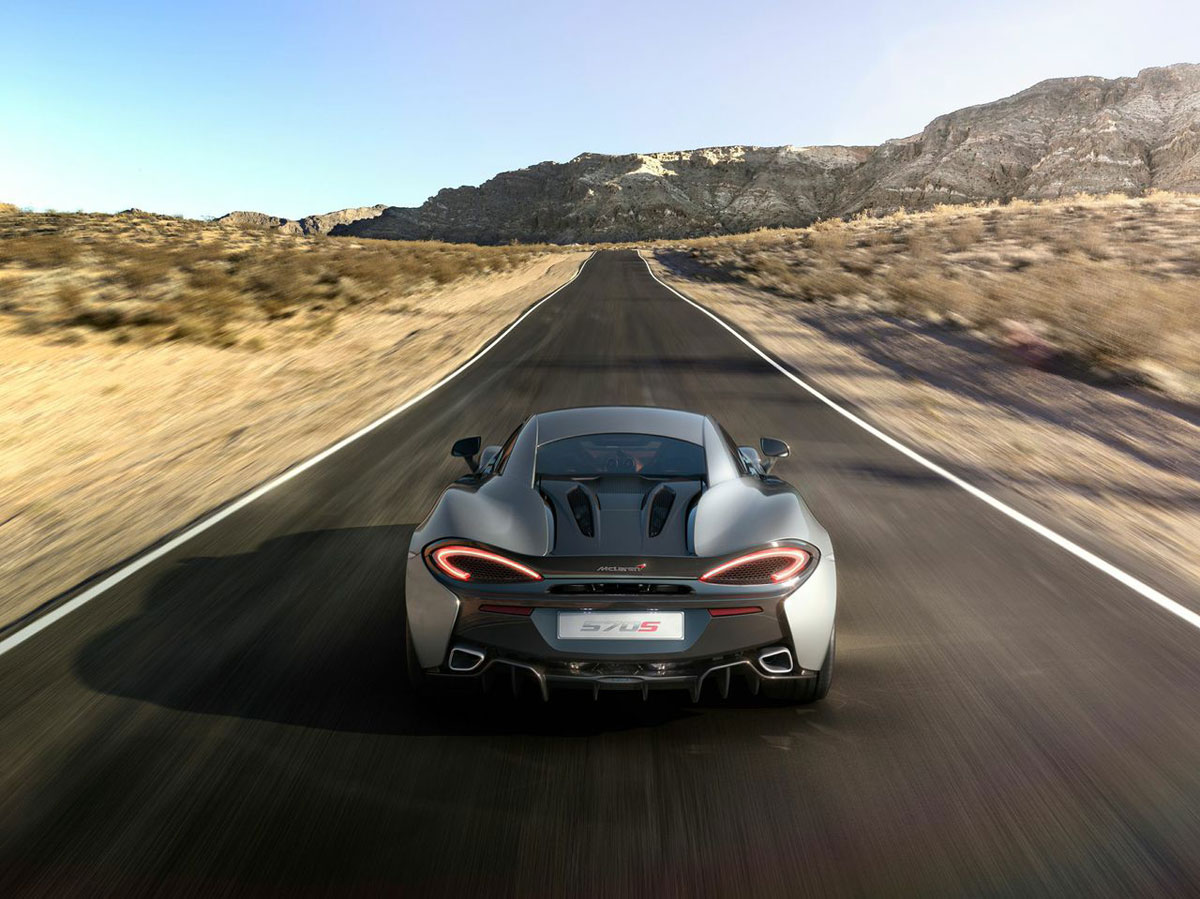 McLaren_570S_04.jpg