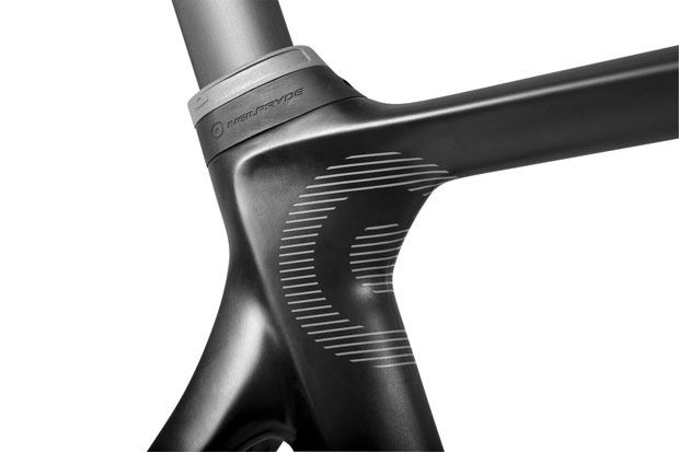 alizedetail-black_thumb-69425