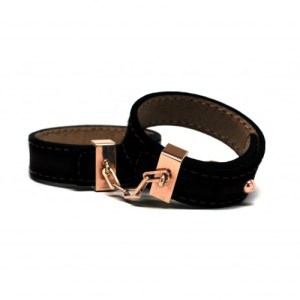 handcuffsincoqnito-1-84017