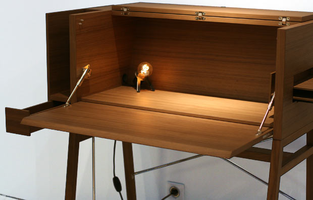 Ligne-Bond-desk.jpg