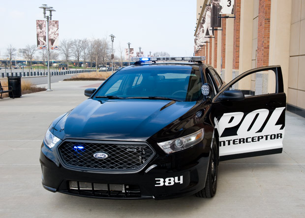 FordInterceptor3.jpg