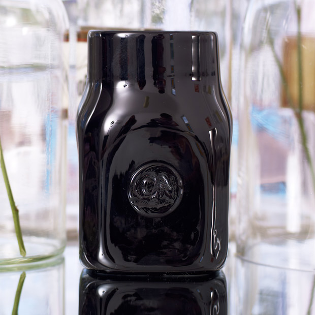 curio-noir-thumb-89820