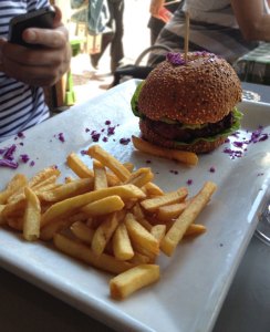 royale-eatery3-thumb-620x762-38076-89598