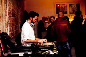 wom-tel-aviv-9-91091