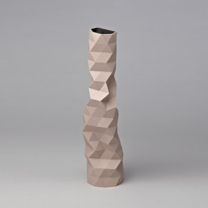 fracturedvase-1-93714