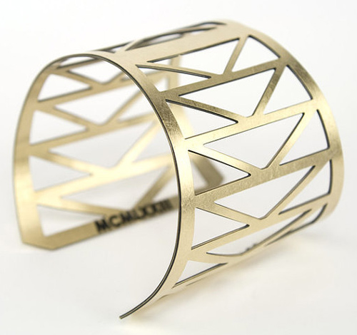 betsy-_-iya-fb-96741