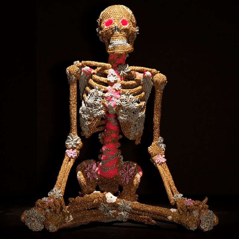 olek-end-is-far-th-103922