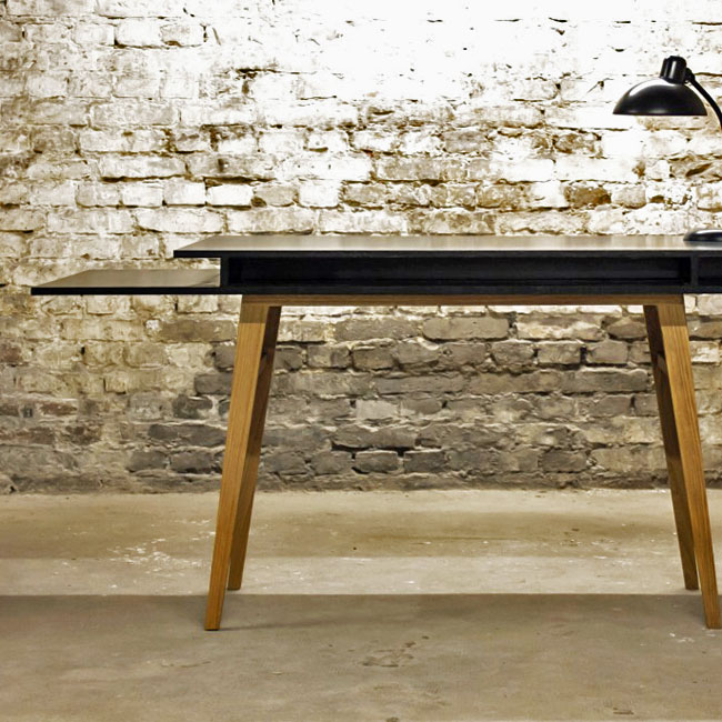 sigurd_larsen_black_desk_th-103816