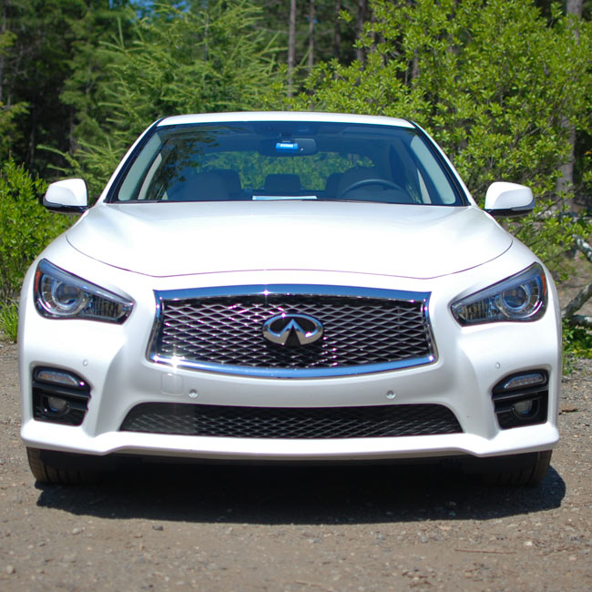 2014-infiniti-q50-thumb-111348