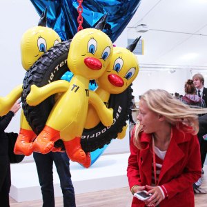 koonsfrieze-thumb-1-115707