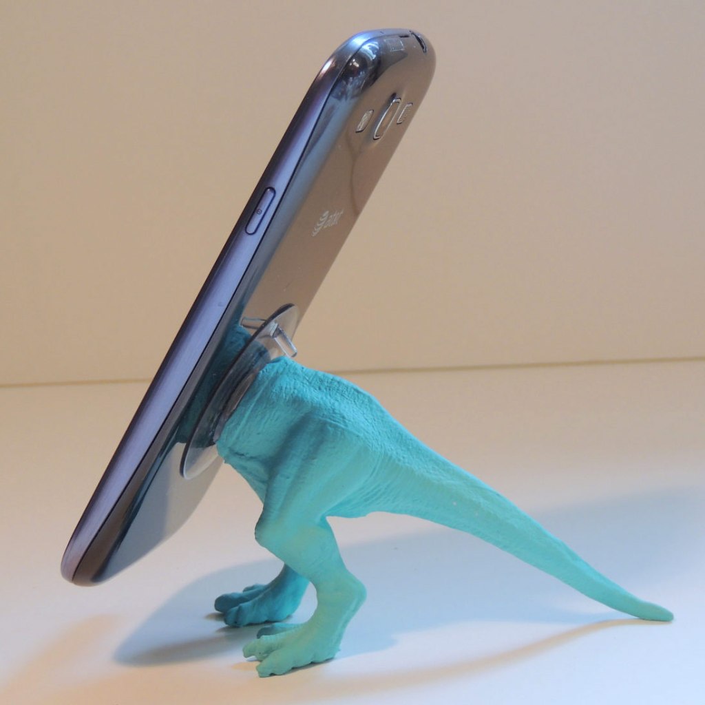 dinosaur-iphone-stand-blue-117204