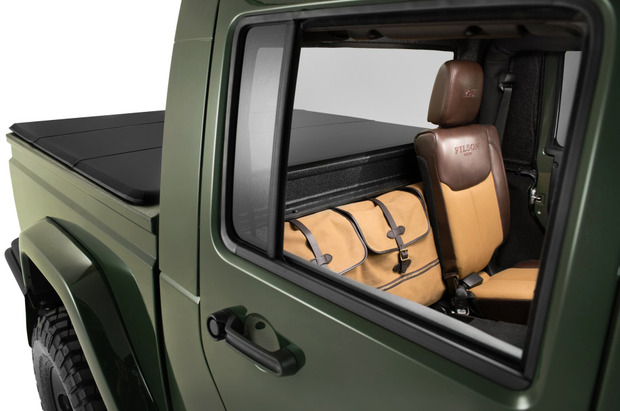 jeep-filson-shinola-3.jpg