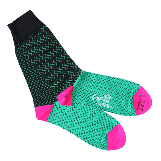 zig-zag-socks-corgi-116674
