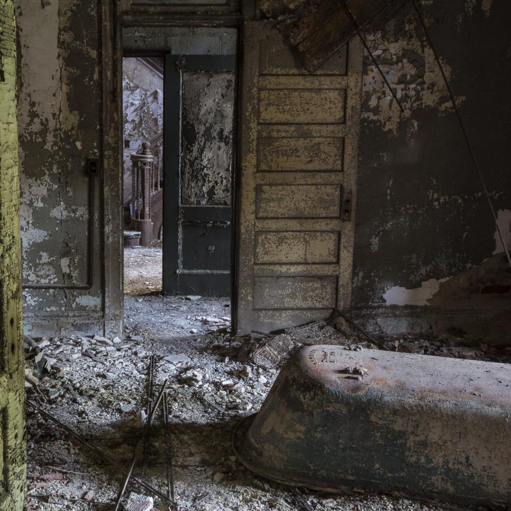 todseeliecuttysarkthumb-122817