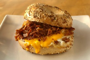 denver-wom-masterpiece-egg-sammy-125557