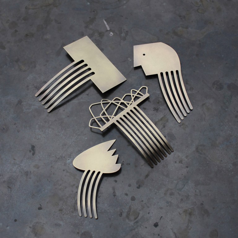 wsake-brass-hair-combs-128188