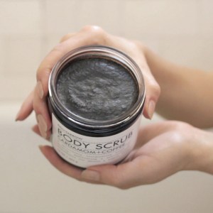 cardamom-coffee-scrub-fig-arrow-130523