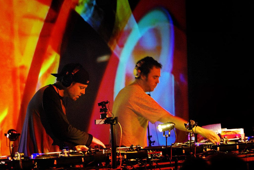 dj-shadow-cut-chemist-hard-sell-2-131064