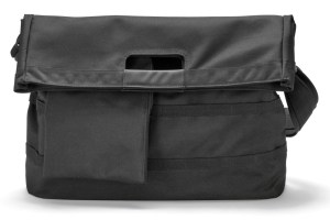 up-messenger-front-closed-132790