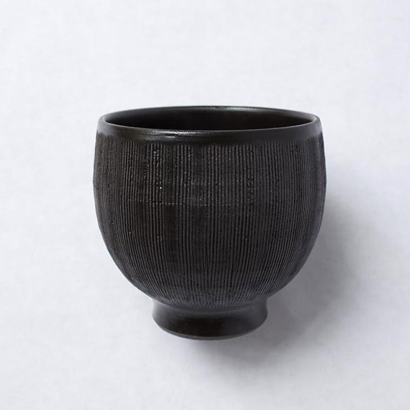 a-detacher-japanese-ceramic-bowl-136145