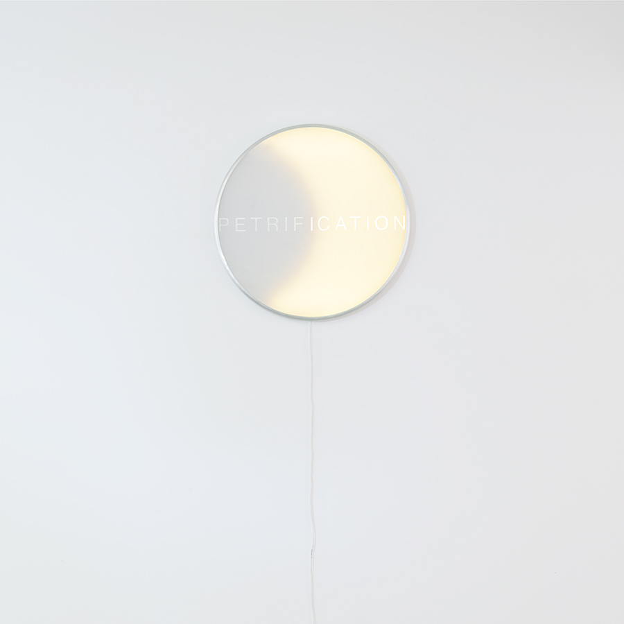 ivan-navarro-eclipse-clock-thumb-135854