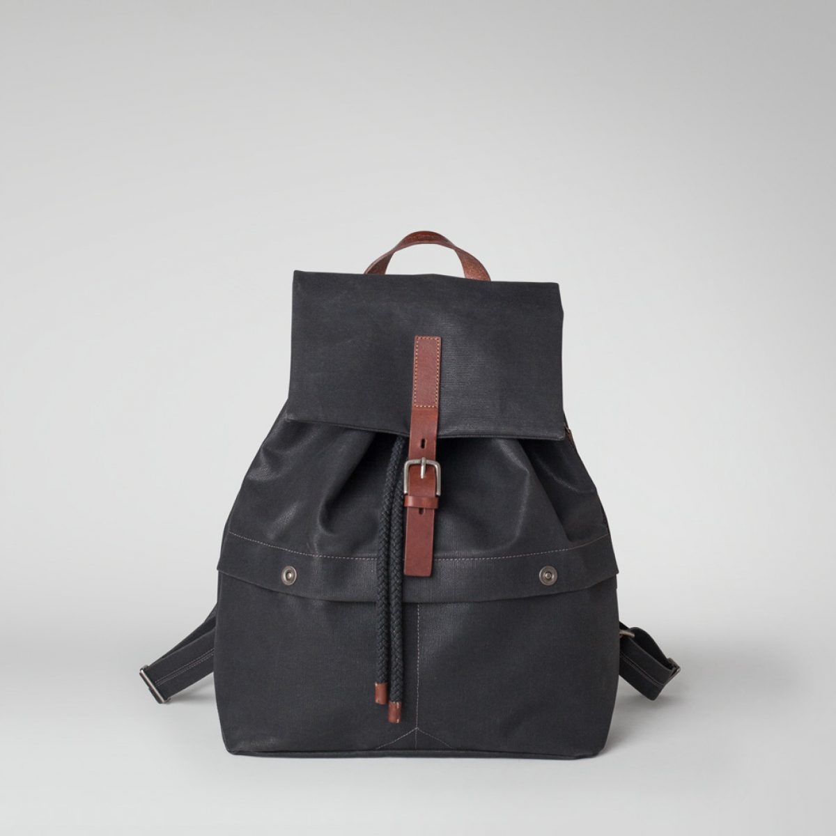 Kelvin Waxed Canvas Rucksack - COOL HUNTING