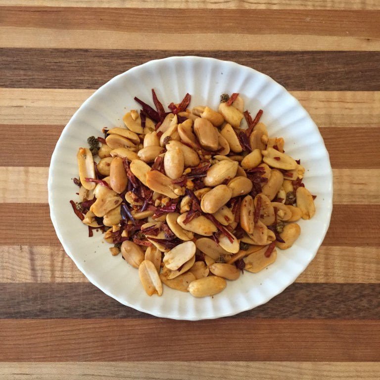 huang_fei_hong_hot_chilli_pepper_peanuts-137361