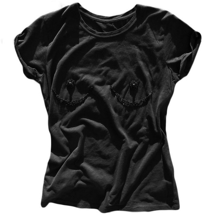 tit-tee-sarah-shikama-thumb-137624