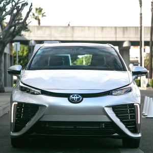 toyota-mirai-thumb-136658