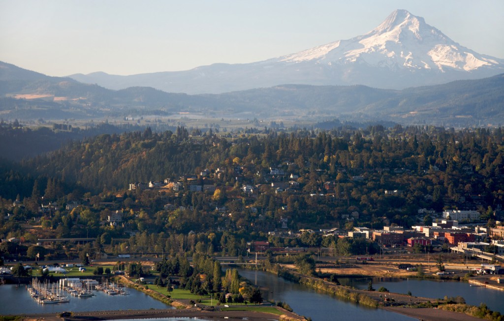 hood-river-wom-hero-137837