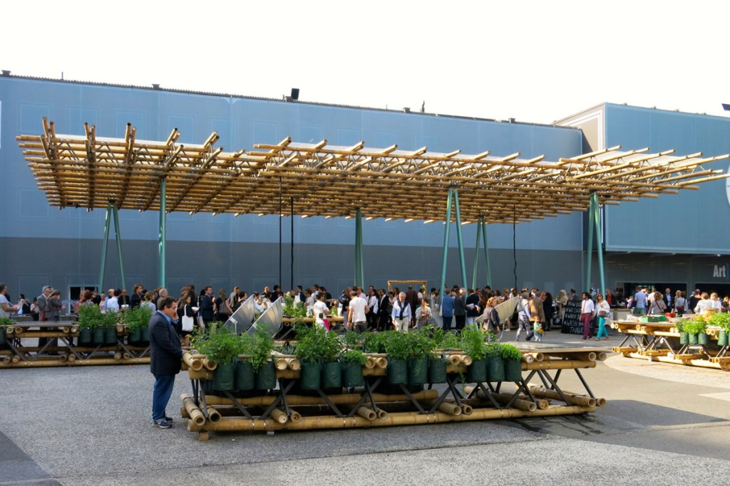 basel-2015-install-hero-143423