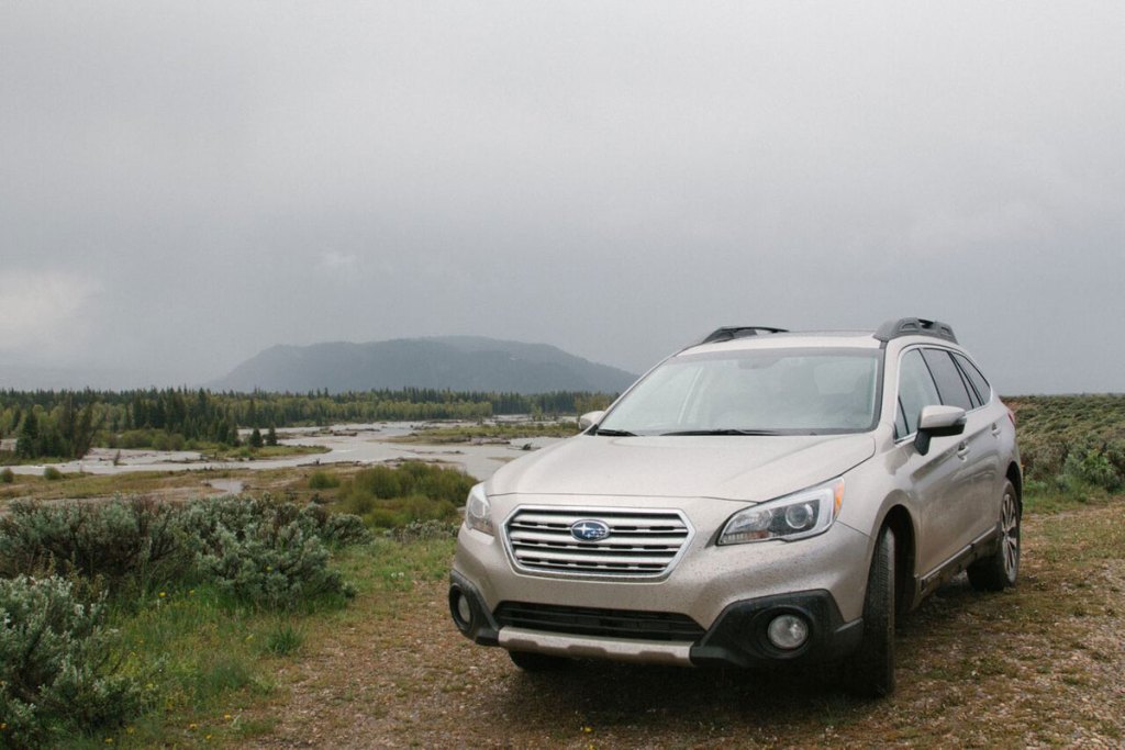 subaru_outback_2015_hero-143381
