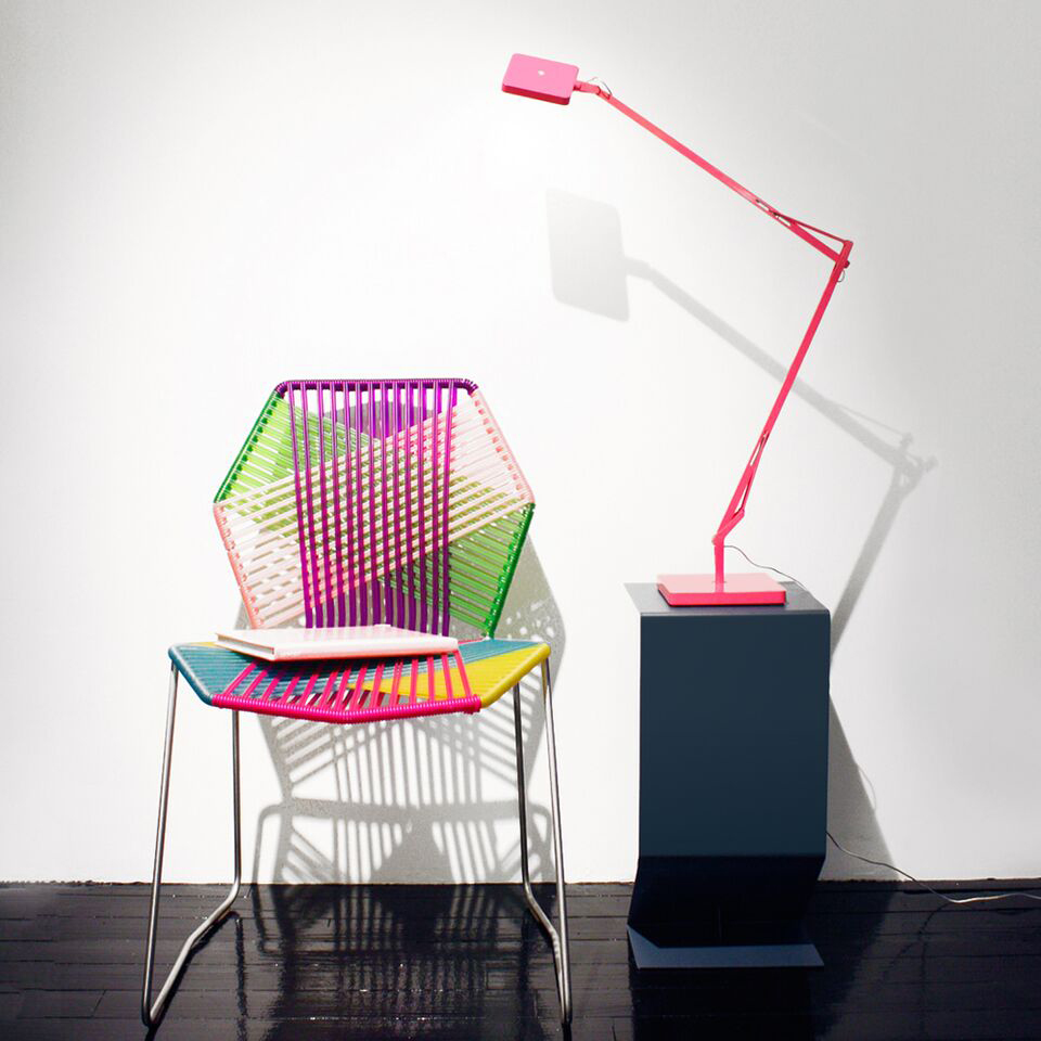 flos-bezar-bubblegum-pink-lamp-thumb-143291