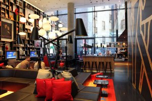citizenm-cool-hunting-times-square-hotel-review-lobby-9-123773