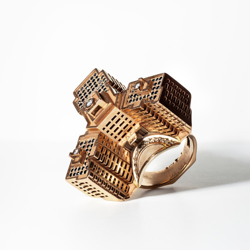 despot-house-of-bricks-143844